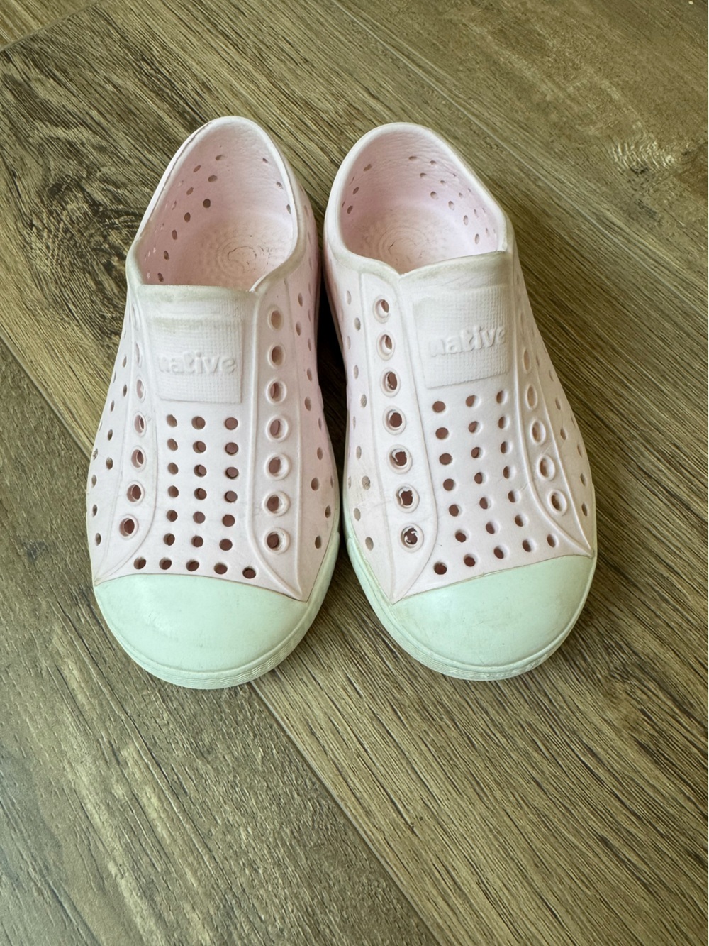 Native Kids Slip-On Water Shoes in Pale Pink with White Toe